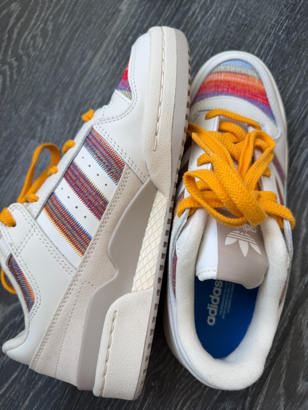 Adidas forum low CL shoes